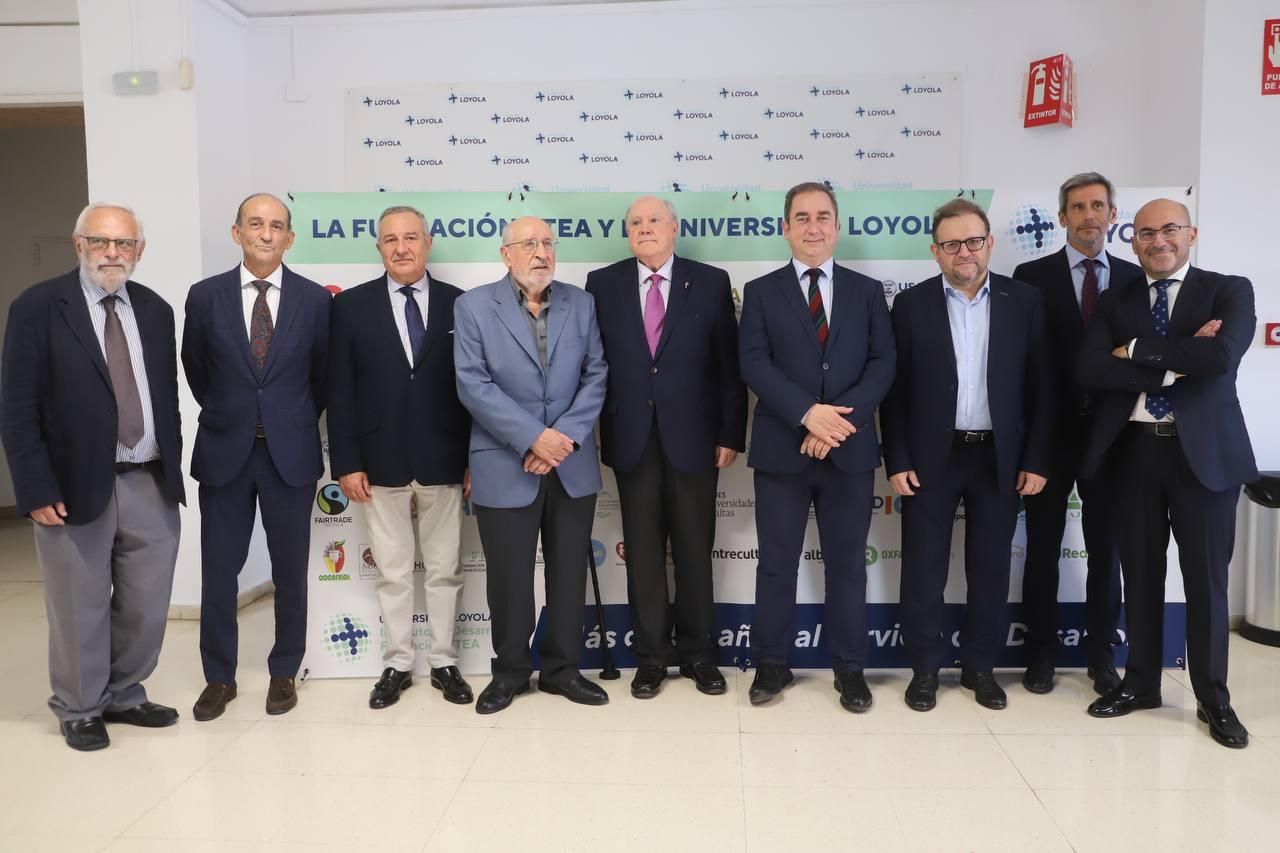 La Fundación ETEA de la Universidad Loyola celebra en un acto sus 50 años