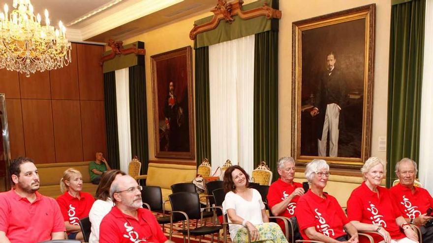 Regatistas británicos visitan Gijón