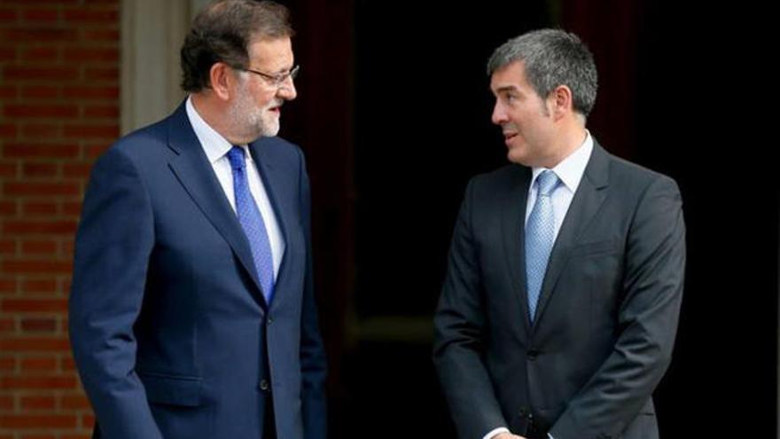 Mariano Rajoy recibe a Fernando Clavijo en La Moncloa, el pasado mes de septiembre