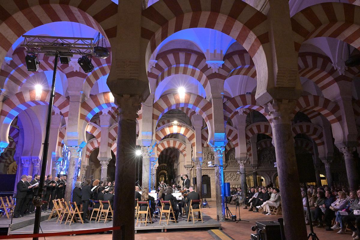 La Mezquita-Catedral de Córdoba acoge el recital 'Dios en la Ópera': fecha, horarios y entradas.
