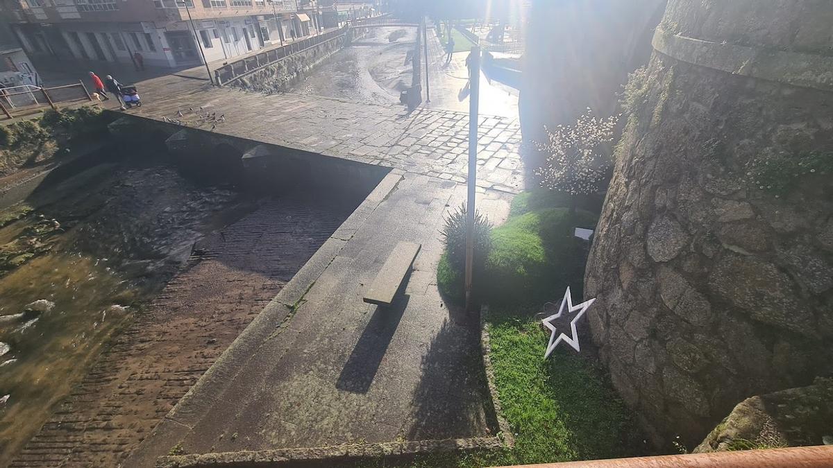 Entorno del convento de Vista Alegre y el río Con, donde  desaparecieron osos polares y otros objetos ornamentales.