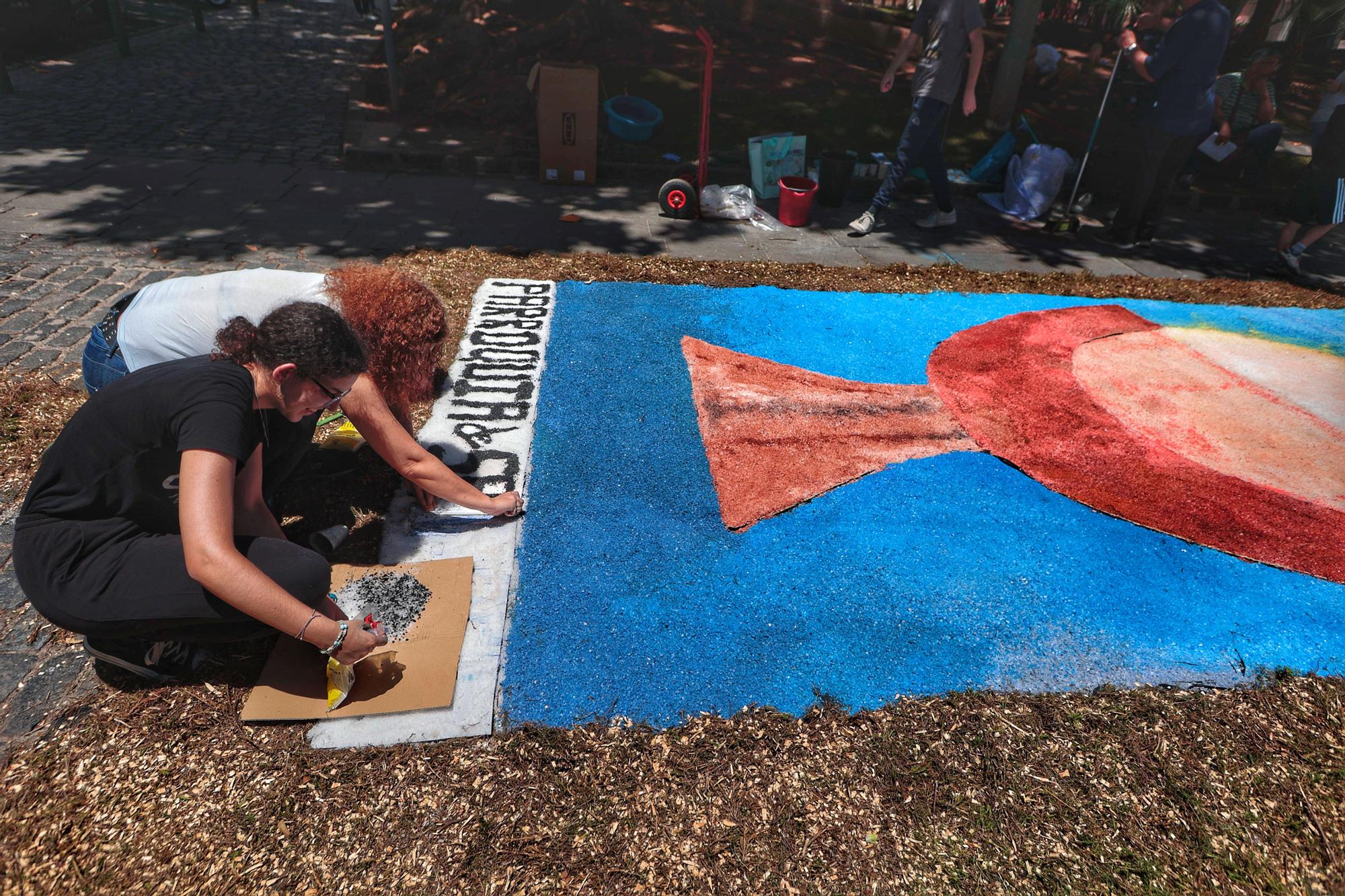 Alfombras del Corpus Christi en Santa Cruz