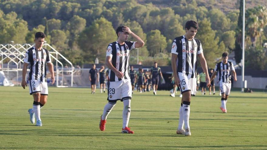 José Albert va in prestito al Zamora e il CD Castellón libera una maglia