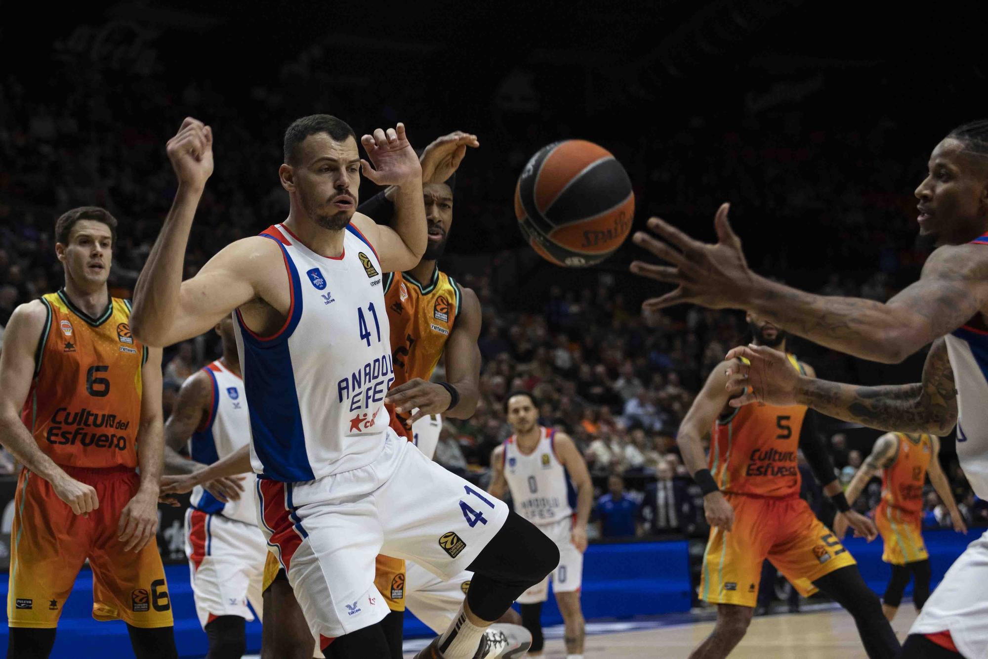 Partido Valencia Basket- Anadolu Efes