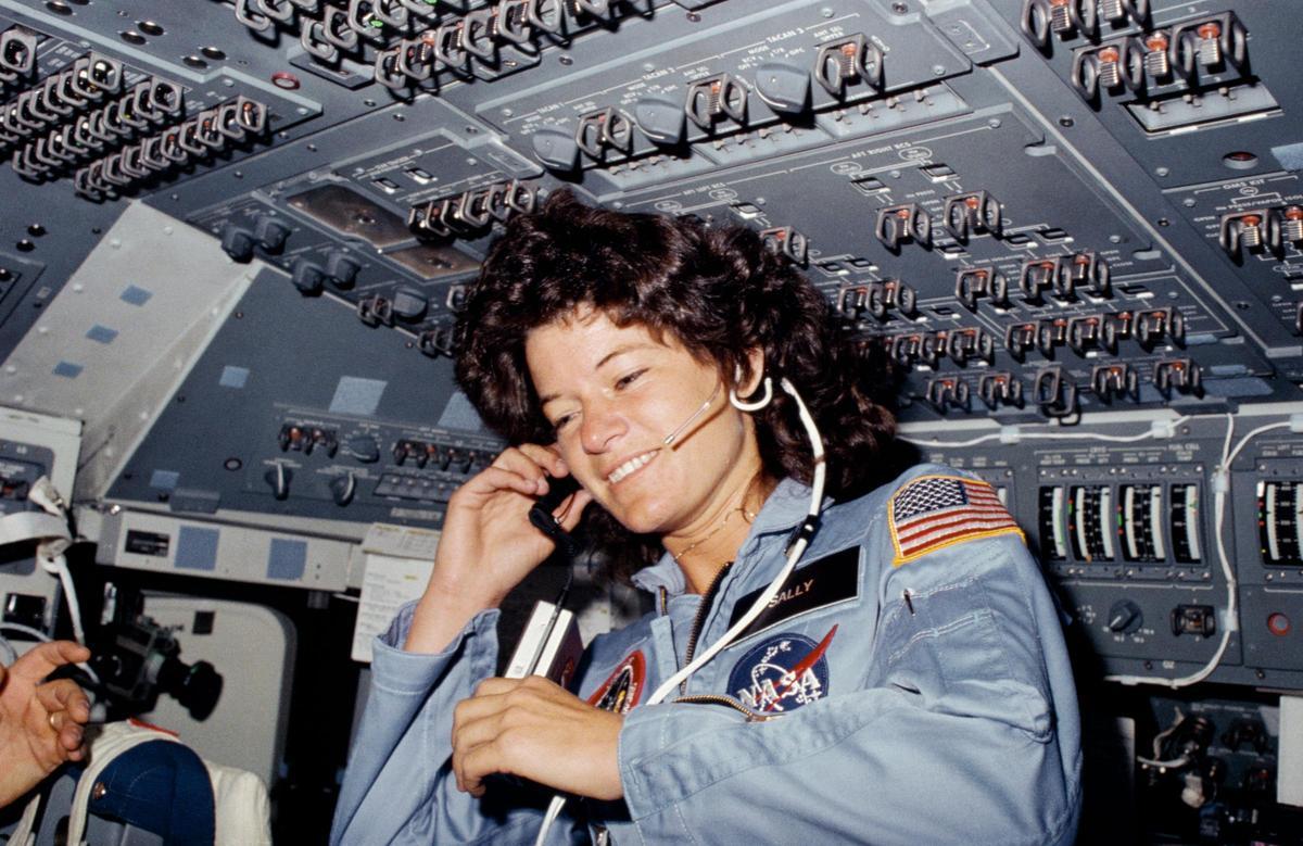 La astronauta Sally Ride, durante su vuelo al espacio en 1983.