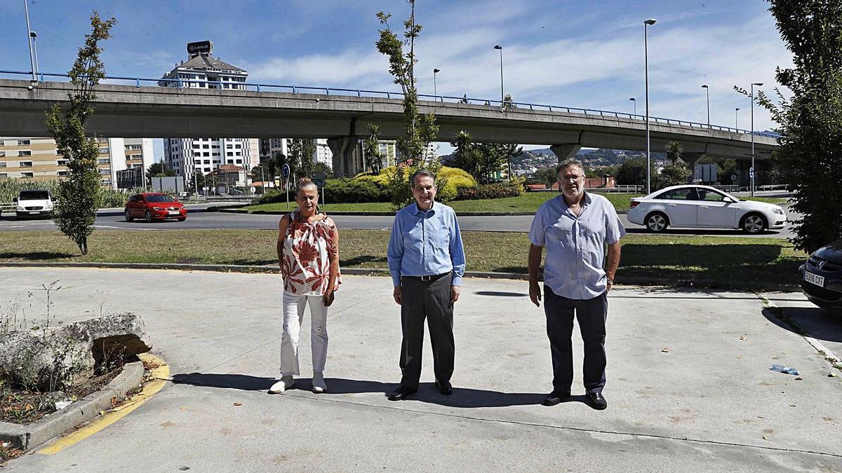 Una pasarela peatonal desde Teixugueiras hará más accesible Navia en dos años