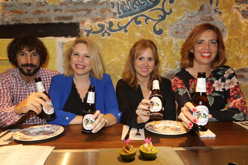 José Contreras, Alicia Martín, Eva Parapar y Arancha López en la Cantina Canalla .