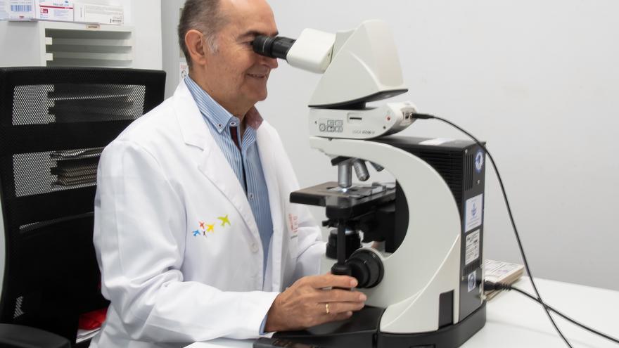 El médico del hospital de Dénia Juan Laforga, entre los mejores del mundo en anatomía patológica
