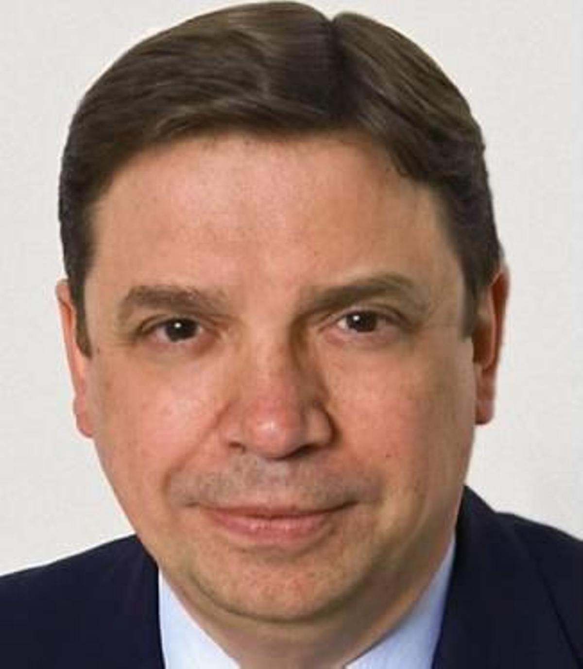 Sánchez forma un Govern amb majoria de dones i amb independents de prestigi