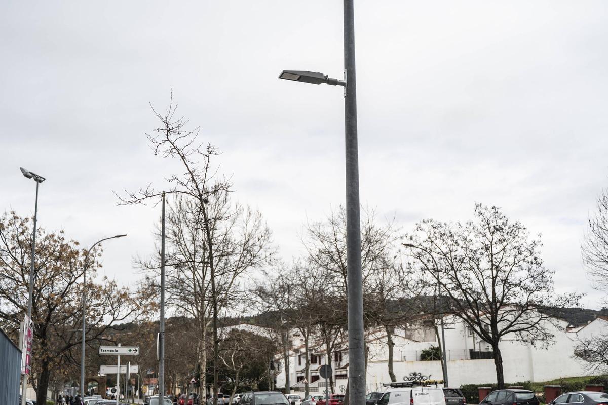 Galería | Así está la avenida de la Hispanidad de Cáceres en la actualidad