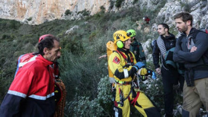 Fallece un escalador al caer de una altura de 45 metros