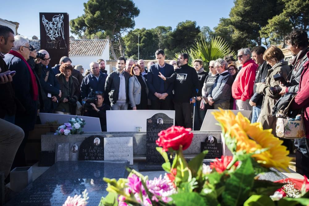 Pedro Sanchez presenta en Paterna la propuesta de Reforma de Ley de Memoria Histórica