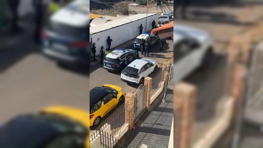 Operativo policial en Santa María del Mar en relación con el homicidio de un joven a puñetazos