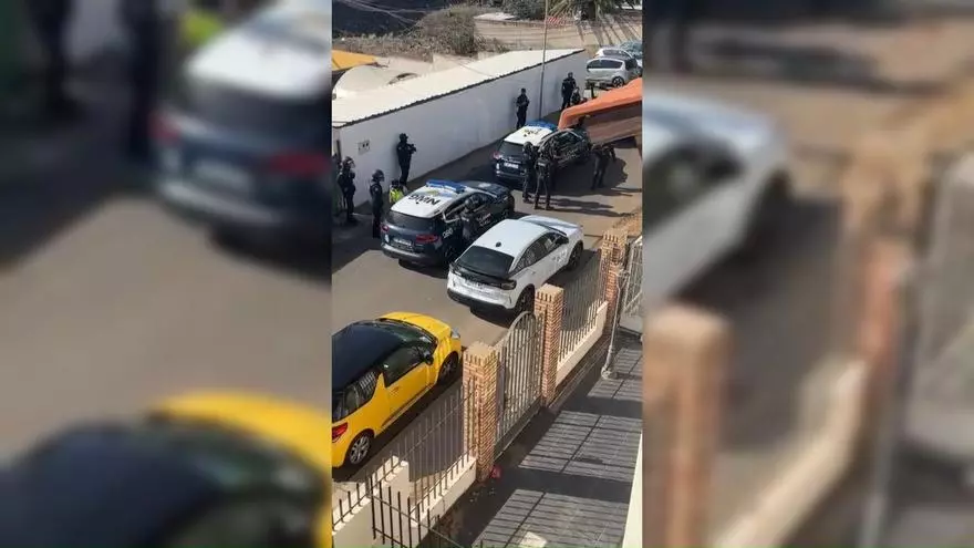Operativo policial en Santa María del Mar en relación con el homicidio de un joven a puñetazos