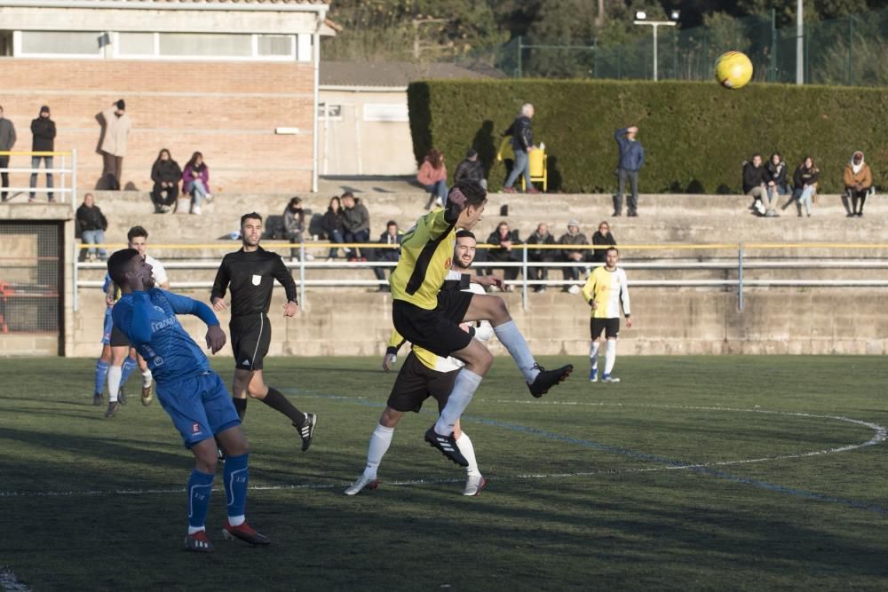 Futbol. Segona catalana. Gironella - Calaf