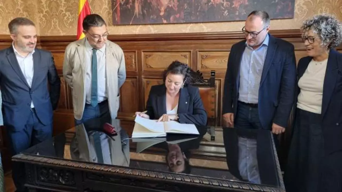 La consellera Romero visita Vilanova y abre la puerta a incluir el nuevo hospital en los presupuestos de la Generalitat