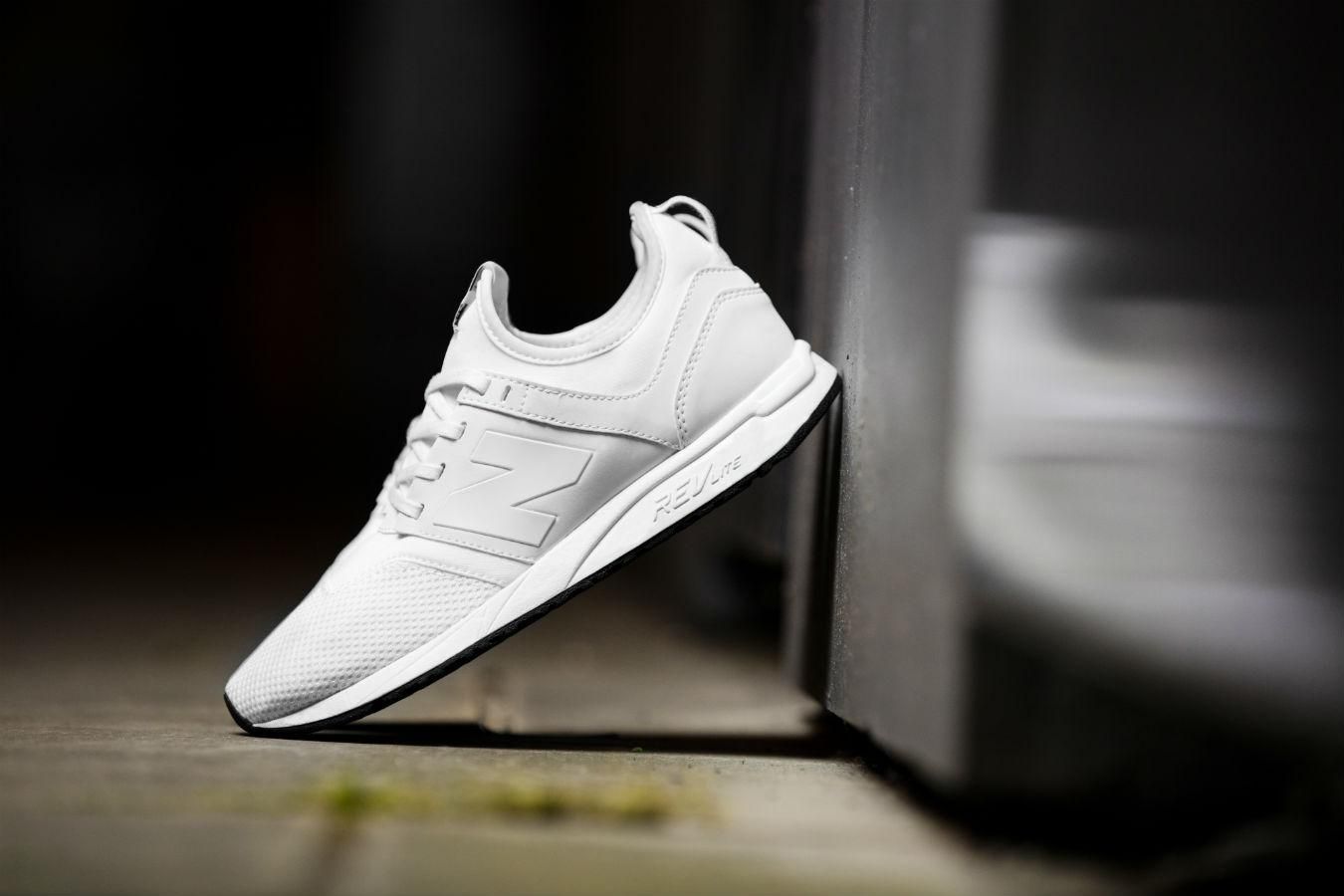 New Balance 247 Classic.