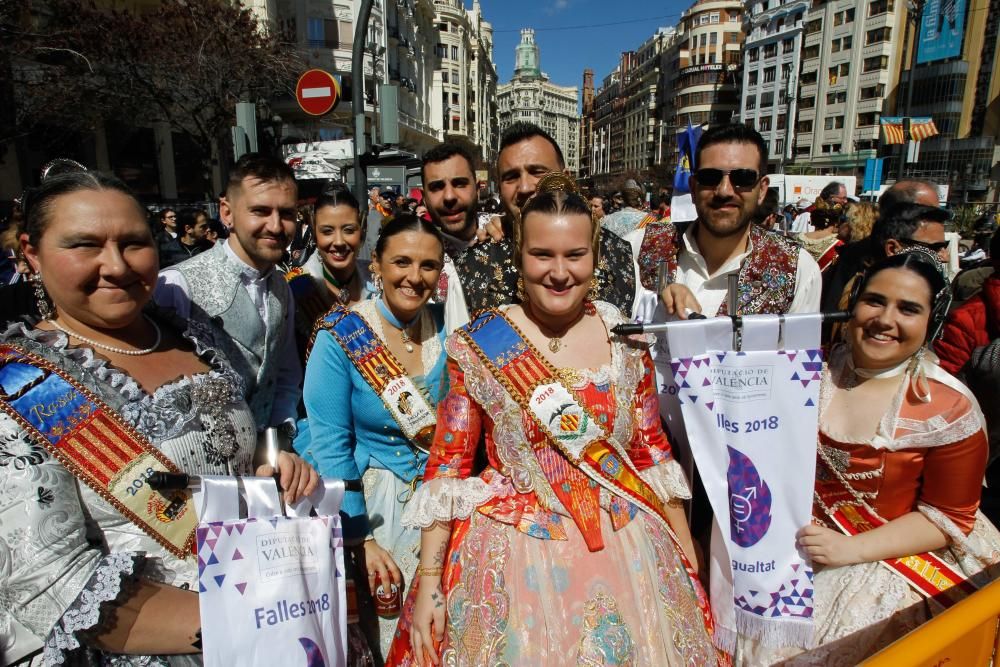 Búscate en la mascletà del 12 de marzo