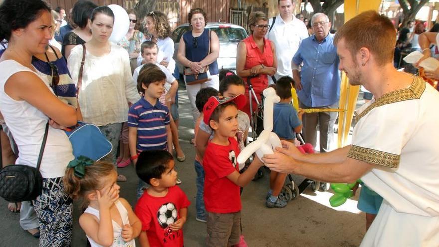 Actos organizados por Tropas y Legiones en el Campamento el jueves festero del pasado año.