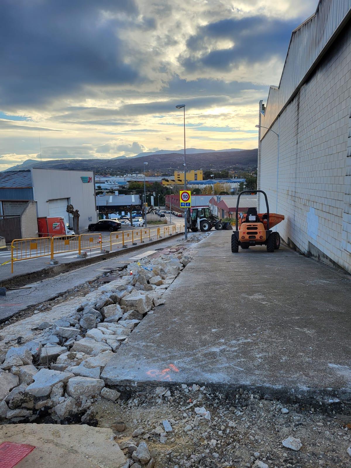 Obras de mejora de polígonos en Ontinyent.