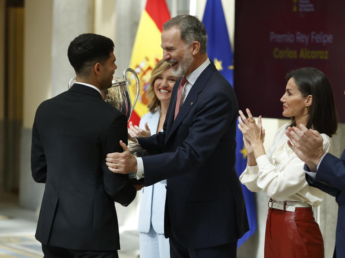 Los Reyes han entregado a Carlos Alcaraz el Premio Nacional de Deporte 2022