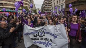 Huelga feminista el año pasado en València.