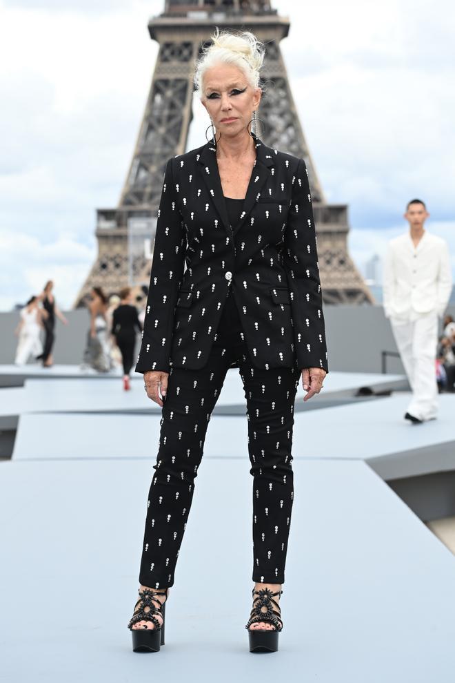 Helen Mirren en &quot;Le Defile L'Oreal Paris 2021&quot;