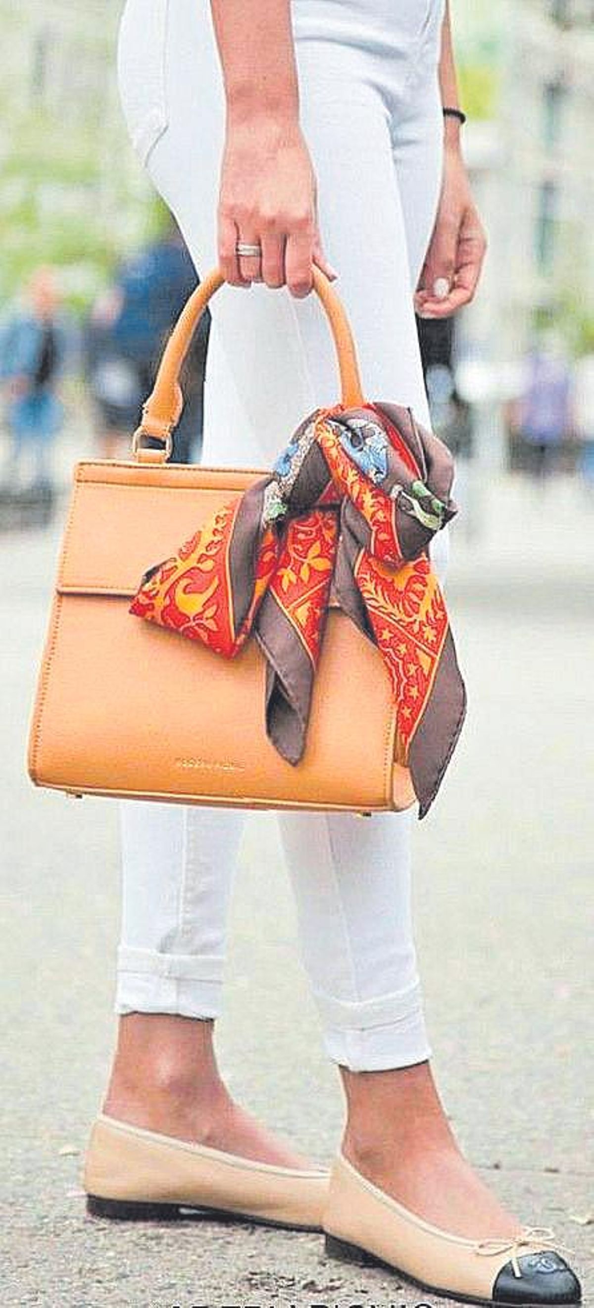 Como accesorio de bolso