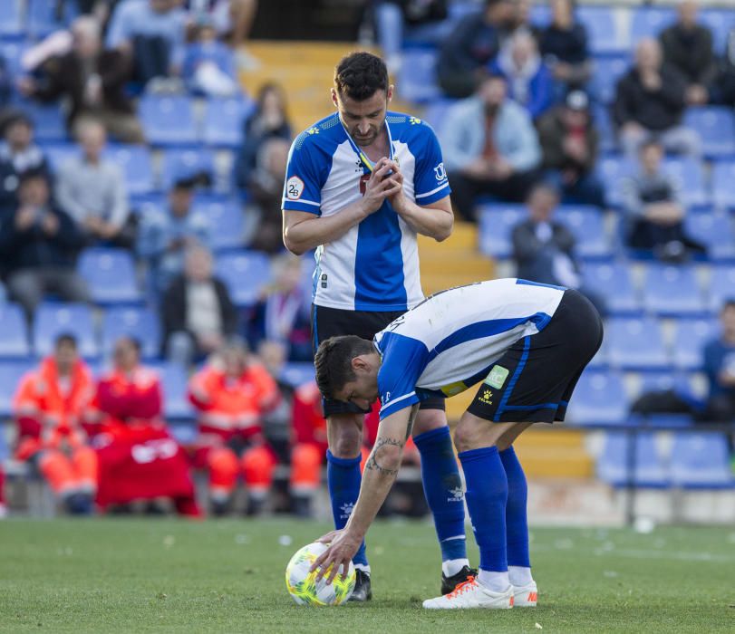 Los blanquiazules desperdician la oportunidad de huir del descenso y no pasan del empate ante un Andorra con uno menos desde el 52'