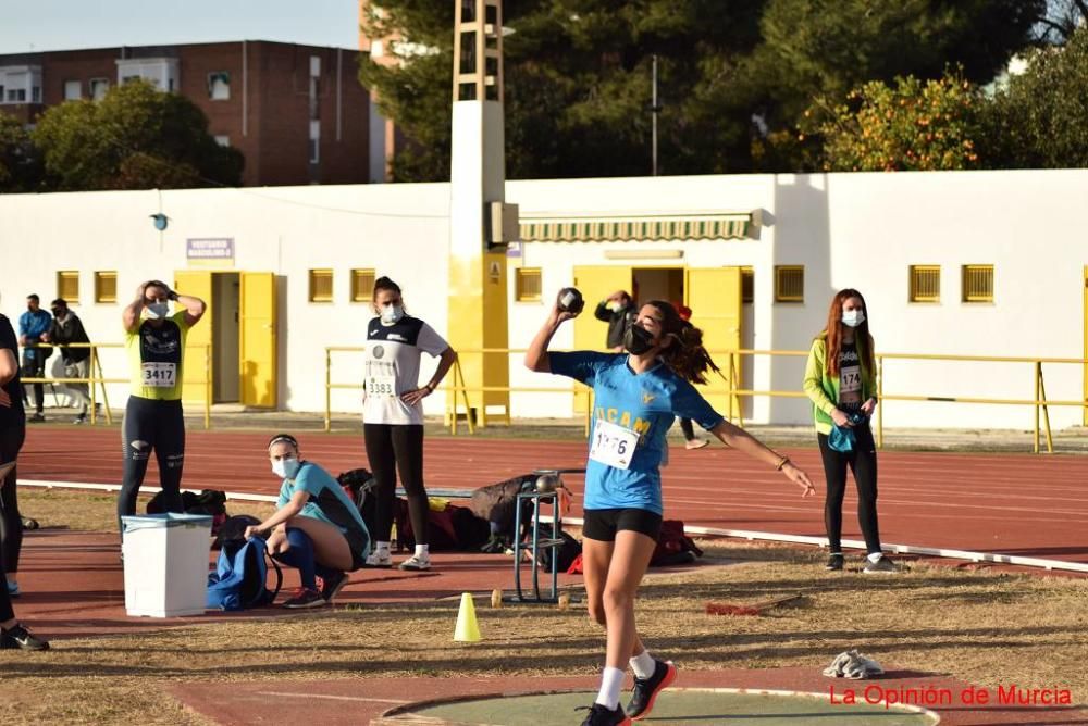 Control federativo de atletismo en Cartagena