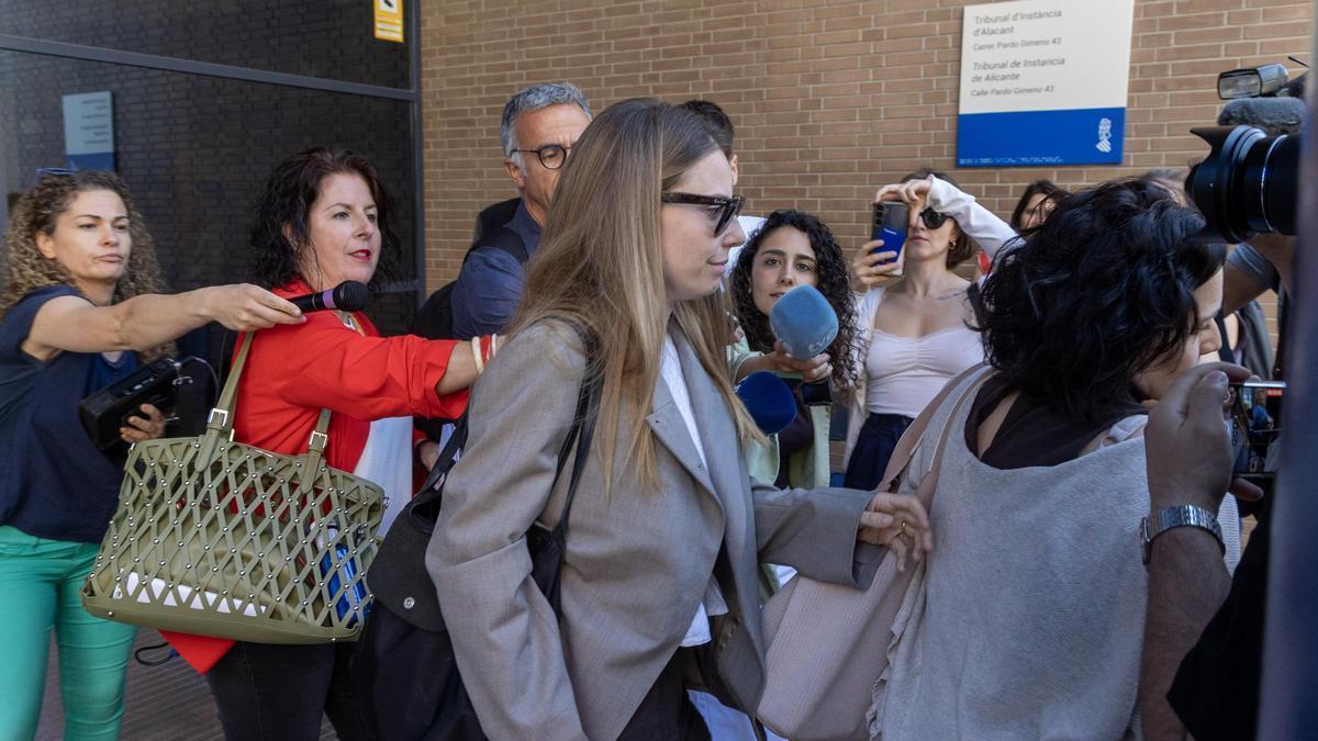 ¿Podría acabar el Ayuntamiento de Alicante comprando el piso de Rocío Gómez?