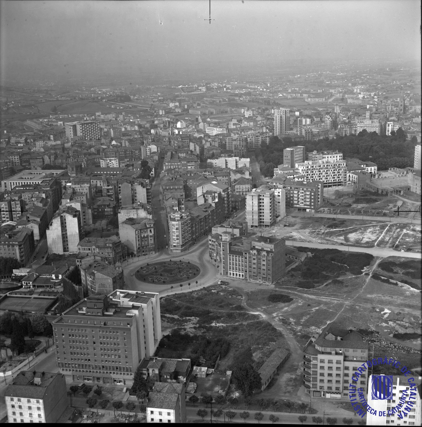 Un vuelo al pasado: así era Asturias, desde el aire, en 1962