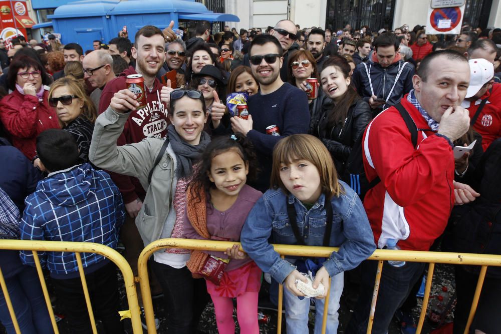 Búscate en la mascletà del 6 de marzo