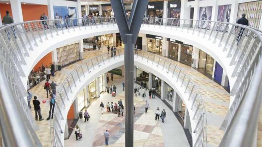 Vista parcial del centro comercial Espacio Coruña. / eduardo vicente