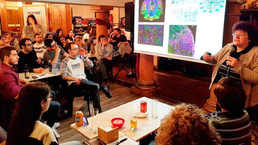 'Pint of Science': ciencia entre cervezas en Vigo