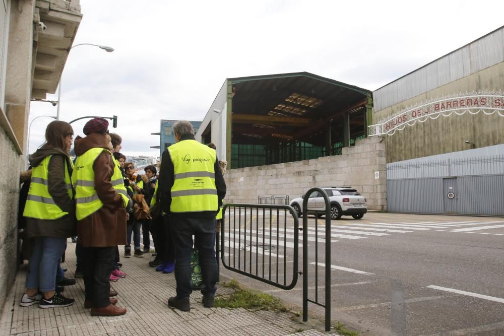 La nueva ruta de Vigo Pesqueiro hizo un recorrido por el pasado y el presente de la industria de la villa marinera