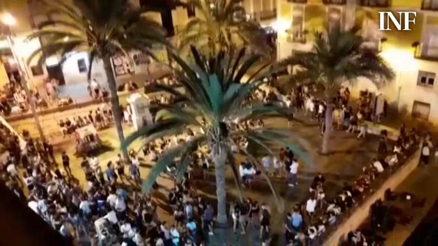 El botellón de descontrola en el Barrio de Alicante