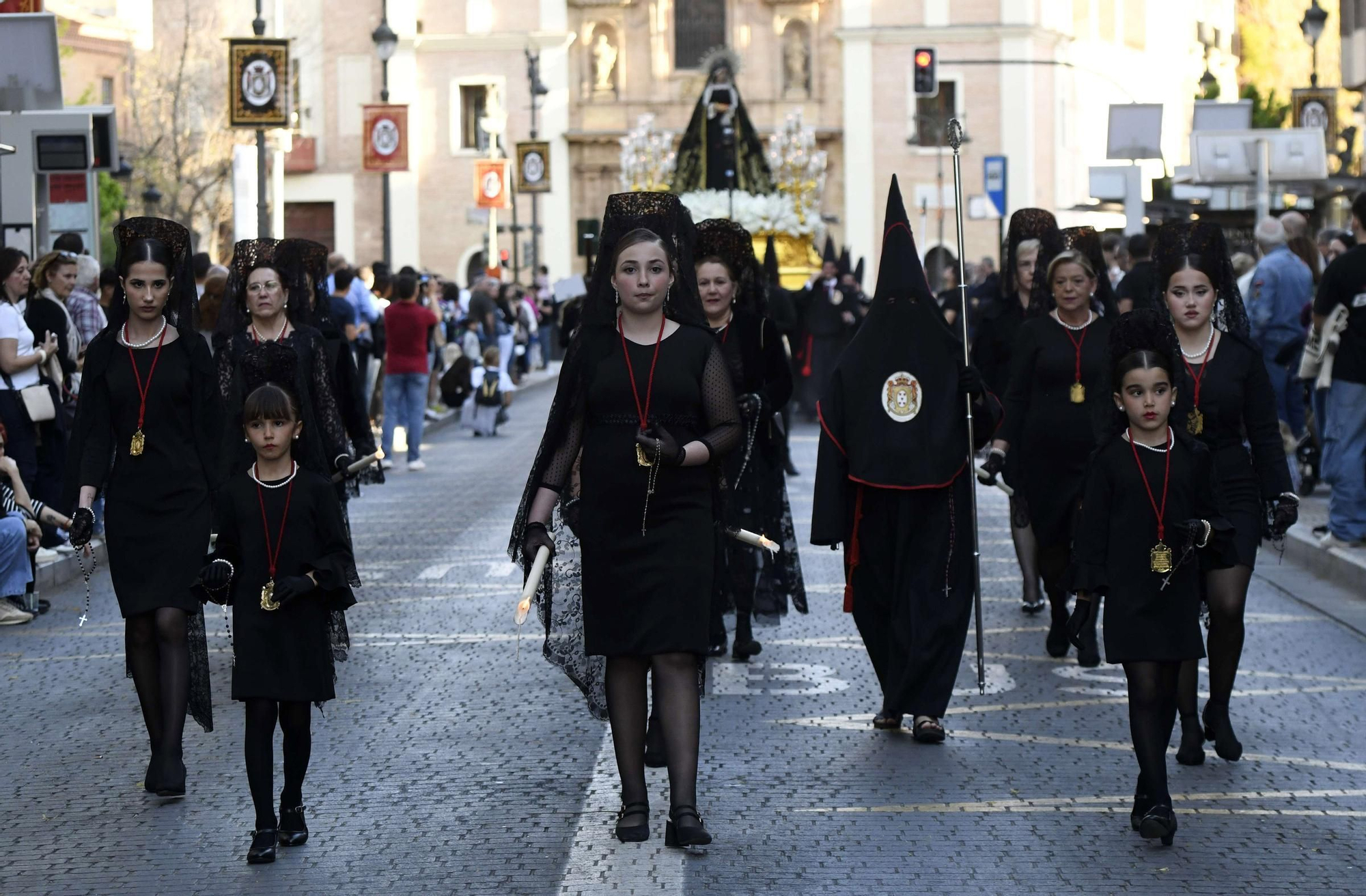 Procesión de la Soledad del Calvario en la Semana Santa de Murcia 2025.