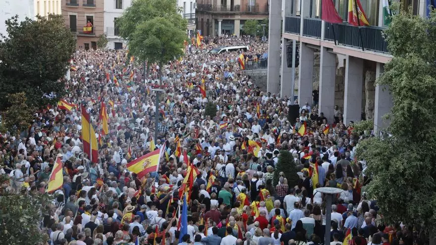 Concentración de apoyo a Ceuta en Córdoba