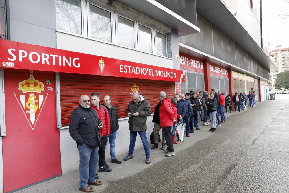 Colas en El Molinón para las entradas del derbi