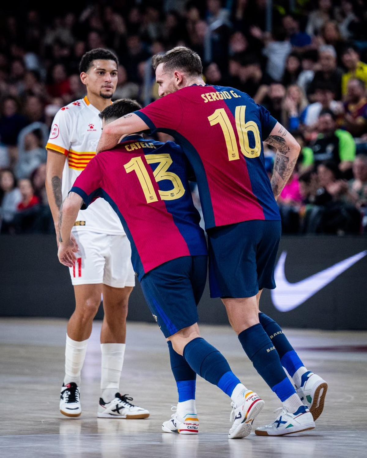 El Barça golea a Industrias en el Palau (9-3)