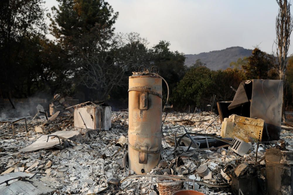 Varios incendios forestales dejan 10 muertos en California