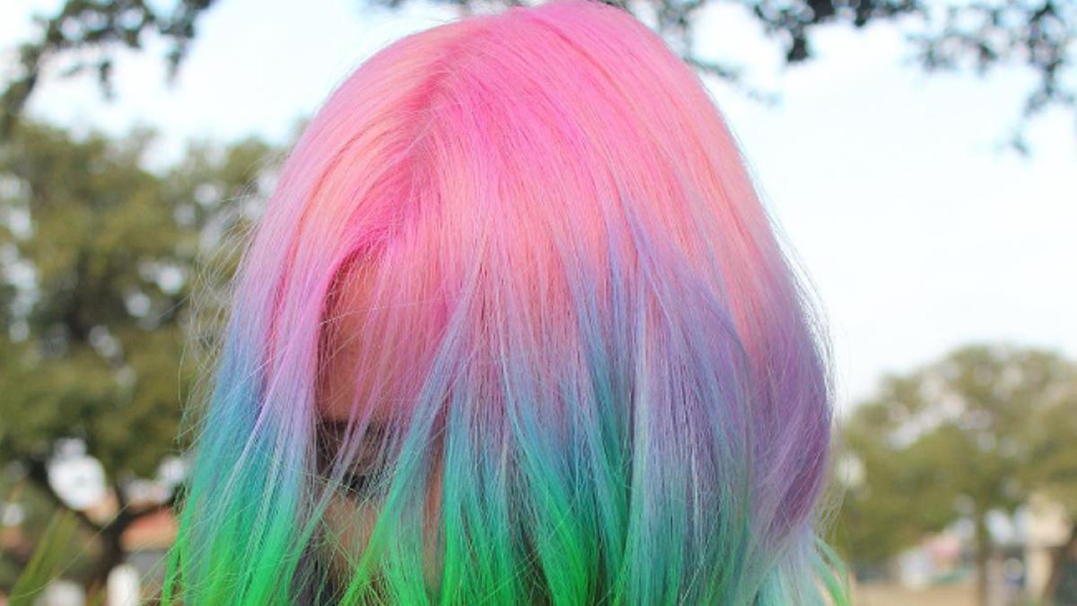 Instagram dice que cuando salgamos de la cuarentena llevaremos el pelo color arcoiris