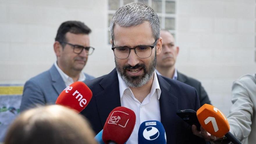 Lucas recurre al papa para presionar a los ayuntamientos del PP que 