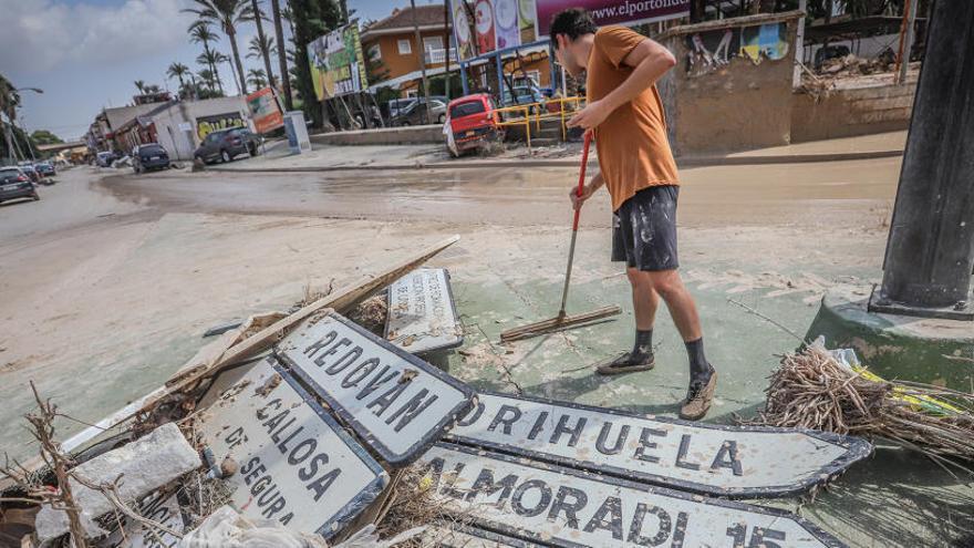 La huerta pierde 167 millones y el Segura se colapsa en Guardamar