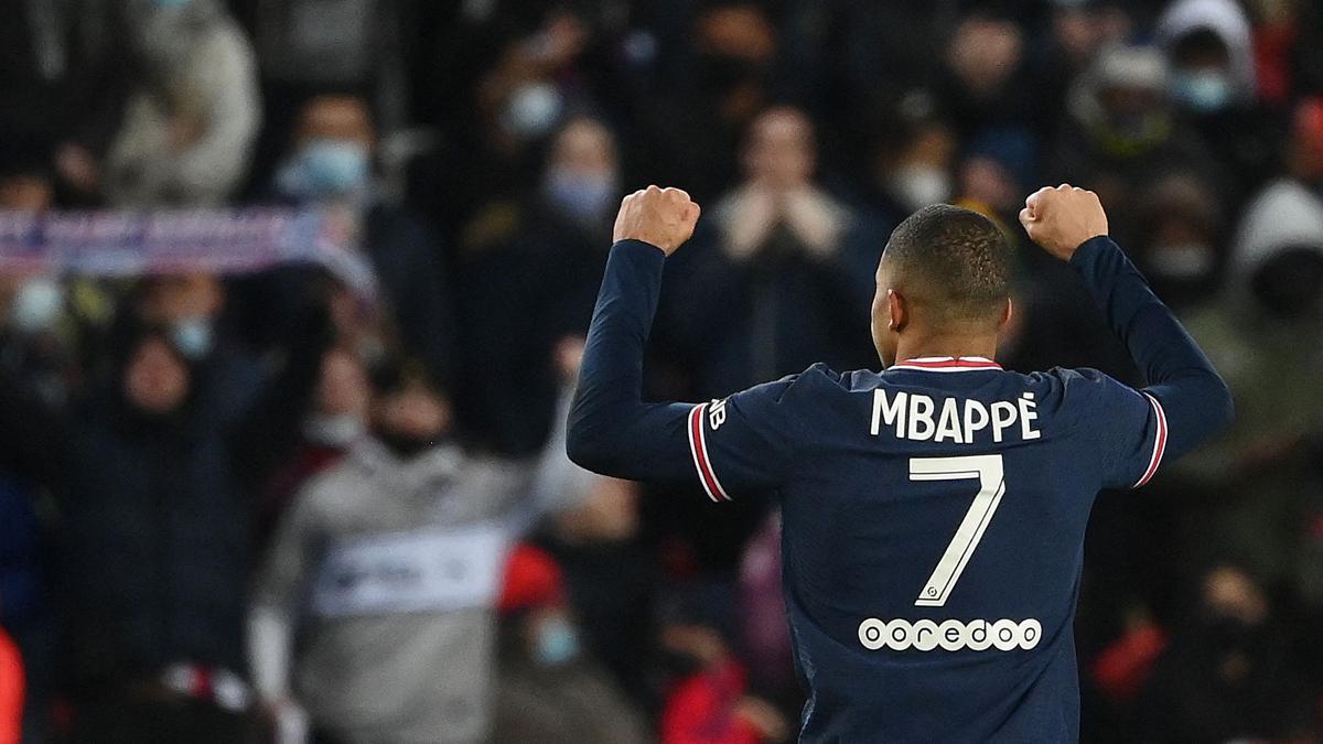 El doblete de Mbappé al St. Etienne con dos asistencias de Messi