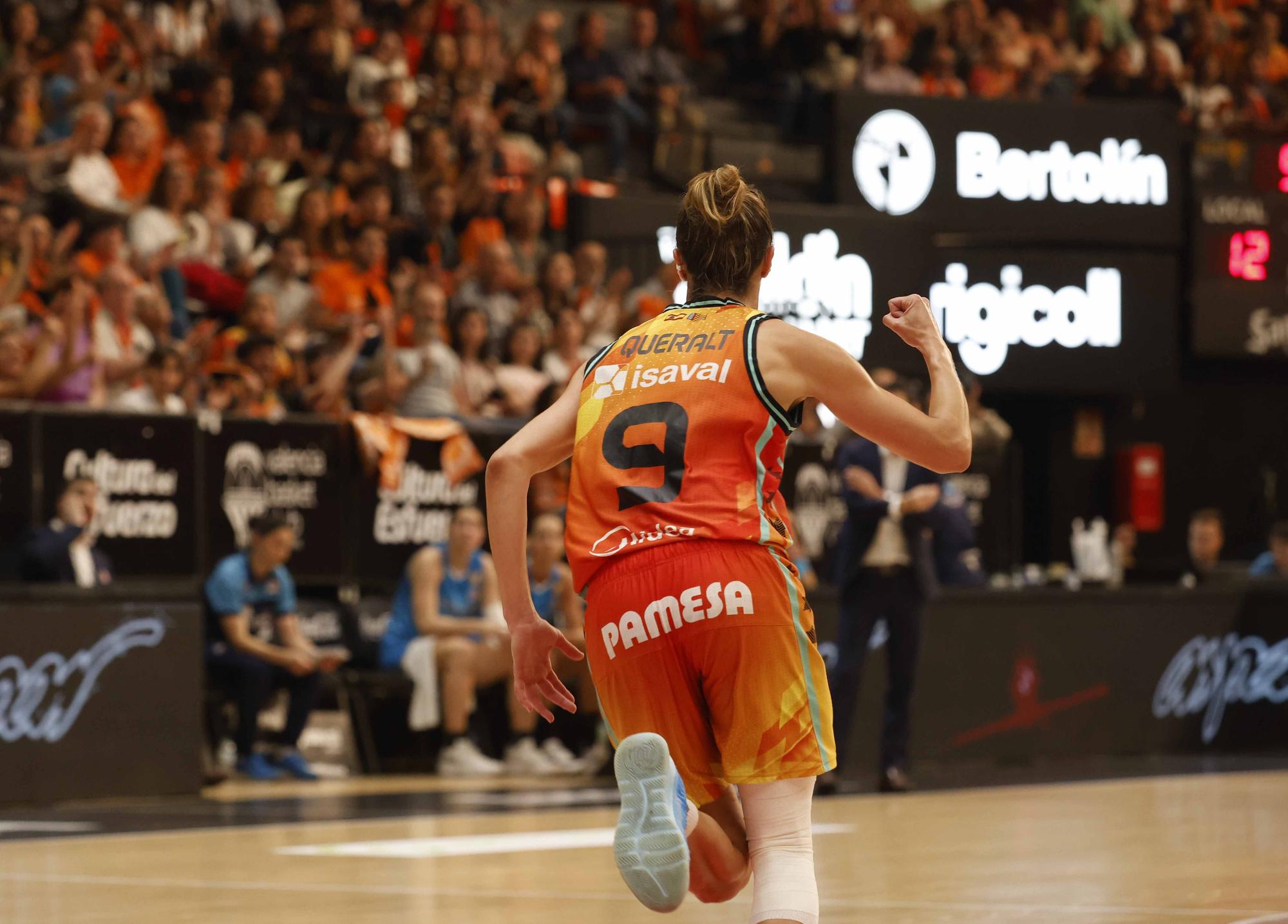 Valencia Basket - Perfumerías Avenida