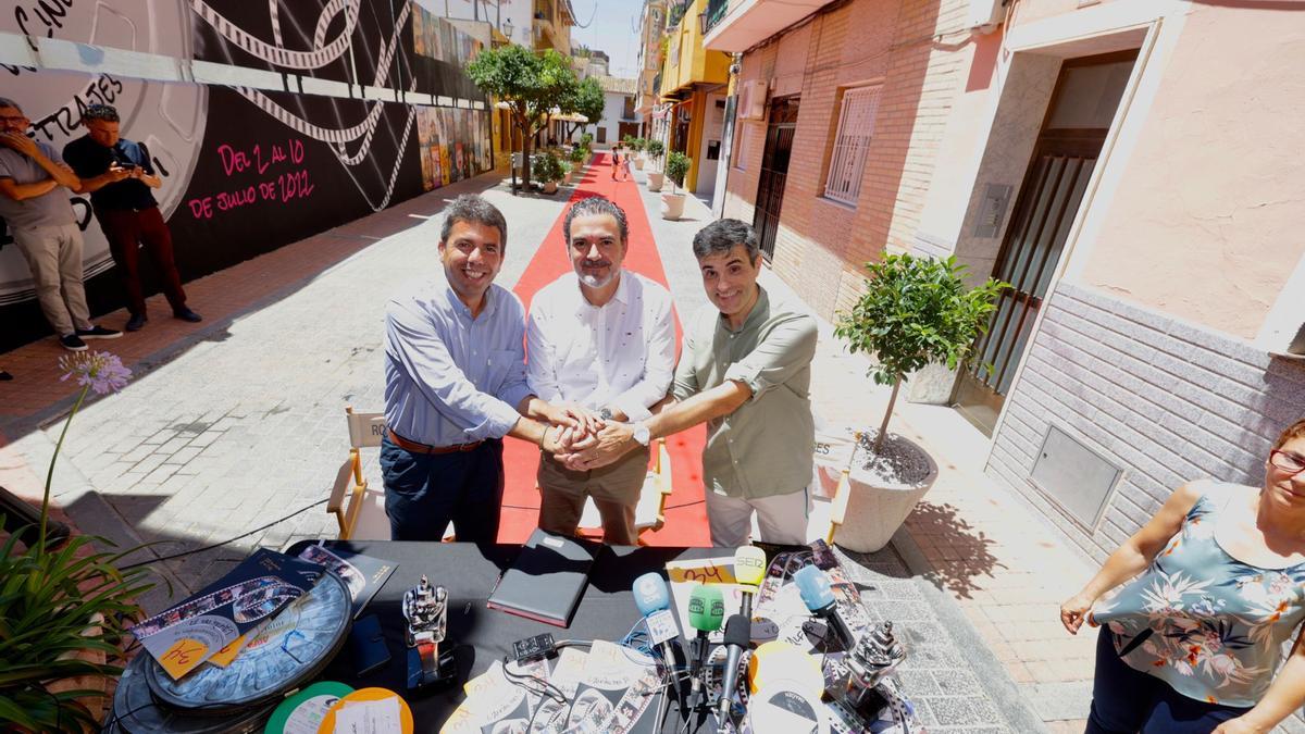 Mazón, Arques y Larrodera en la presentación del Festival de Cine.