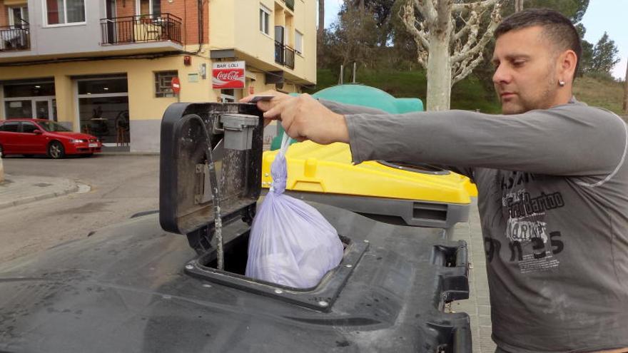 Un dels sistemes que s&#039;utilitza a la comarca són els contenidors amb xip