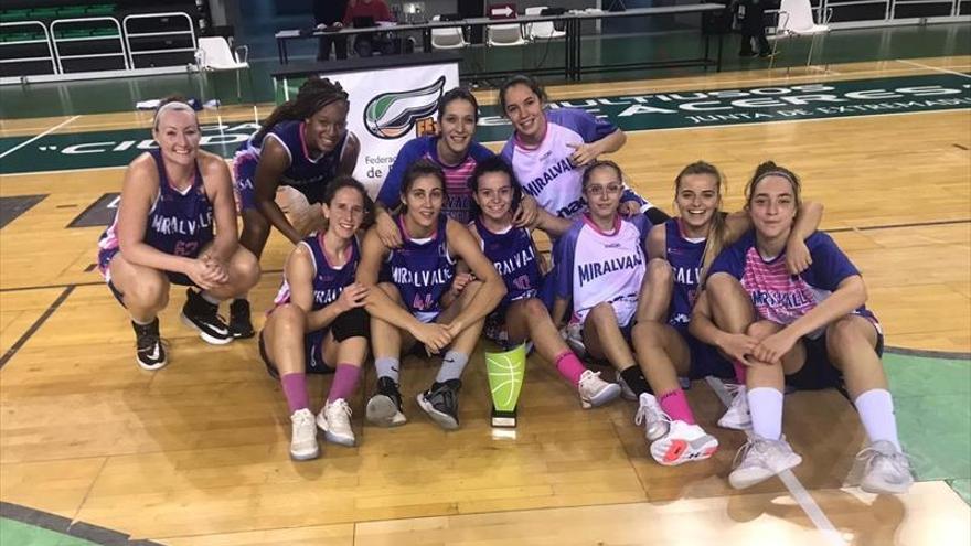 El Miralvalle consigue el título de Copa tras ganar en Cáceres